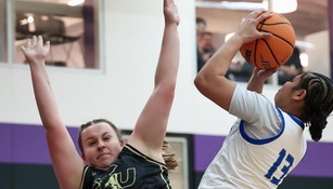 Women's Basketball picks up win against Calvary University